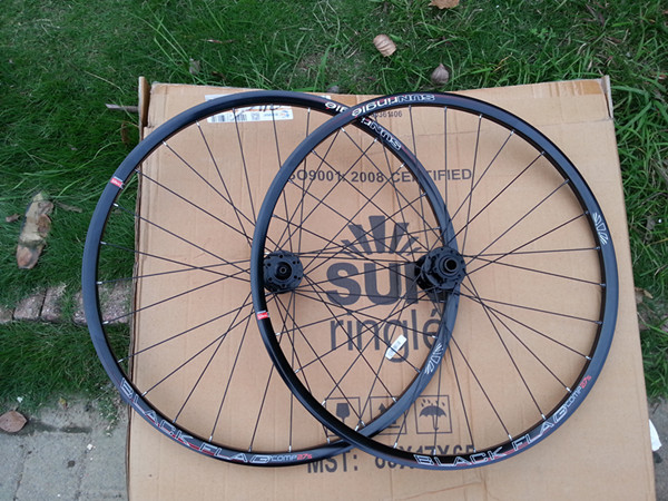 SunRingle Blackflag comp mountain bike bezrurkowy zestaw kół mtb koła rowerowe zestaw kół 1