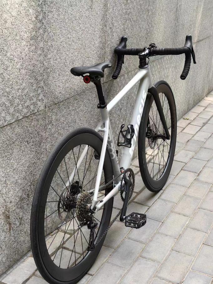 Aluminiowy stopiony ramy rowerowe ramy rowerowe płaskie dyski rowerowe ramy rowerowe ramy kablowe wewnętrzne 13